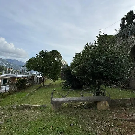 Apartamento The Castle - In Con Splendido Giardino Rapallo