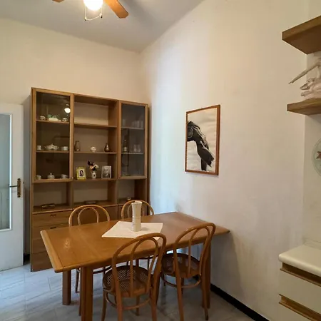 Apartamento The Castle - In Con Splendido Giardino *