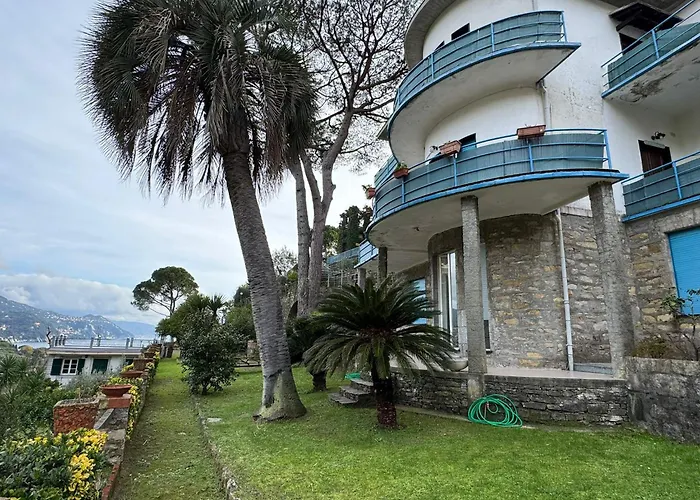Διαμέρισμα The Castle - In Con Splendido Giardino *